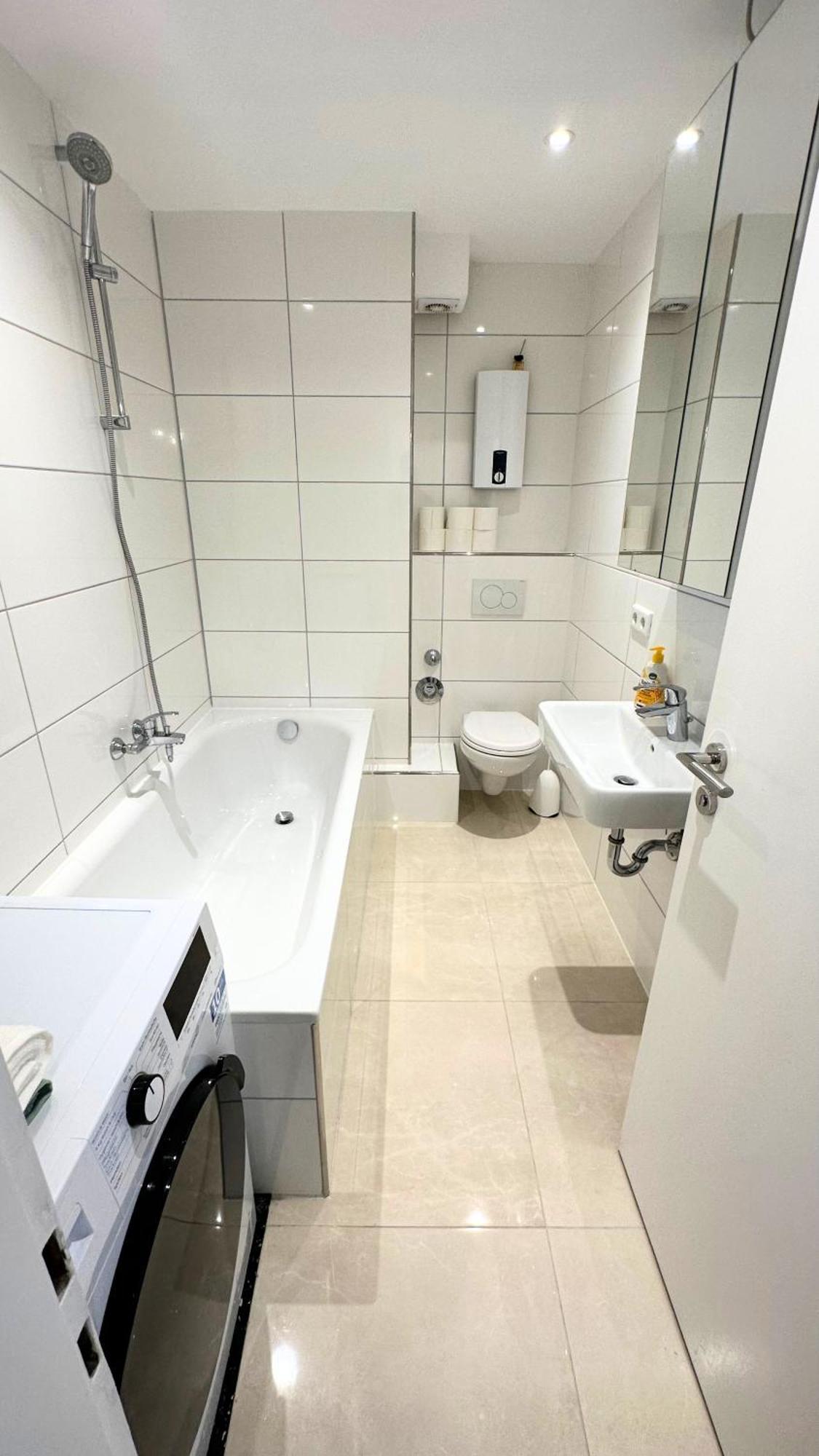 New - Cozy Apartment,Kitchen,Netflix And More Essen Eksteriør billede